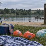 Lac de l’Uby tarif : panneau d’accès au lac